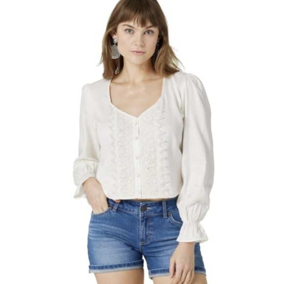 NWT Wrangler Retro Women's Button Front with Crochet Detail Blouse. - Picture 3 of 16
